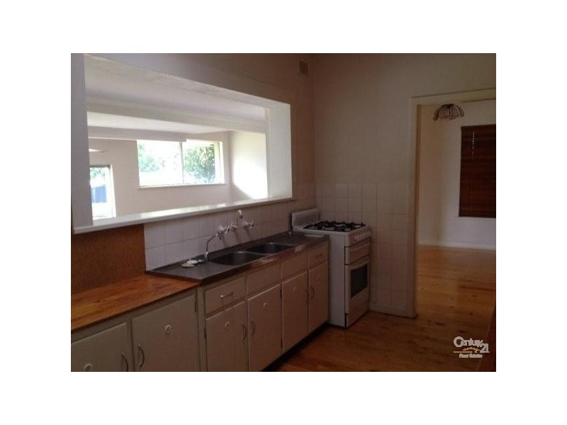 18 Booth Avenue, Morphett Vale SA 5162