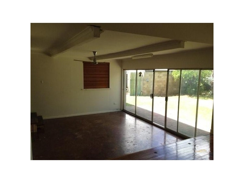 18 Booth Avenue, Morphett Vale SA 5162