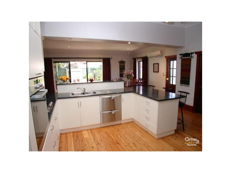 6 Ward Street, Port Noarlunga SA 5167