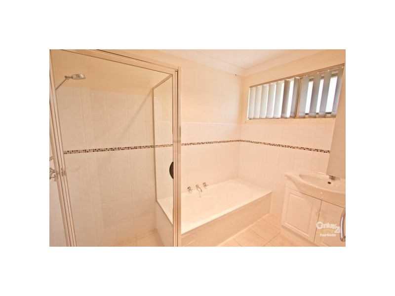 30 Sandy Lane, Hackham SA 5163