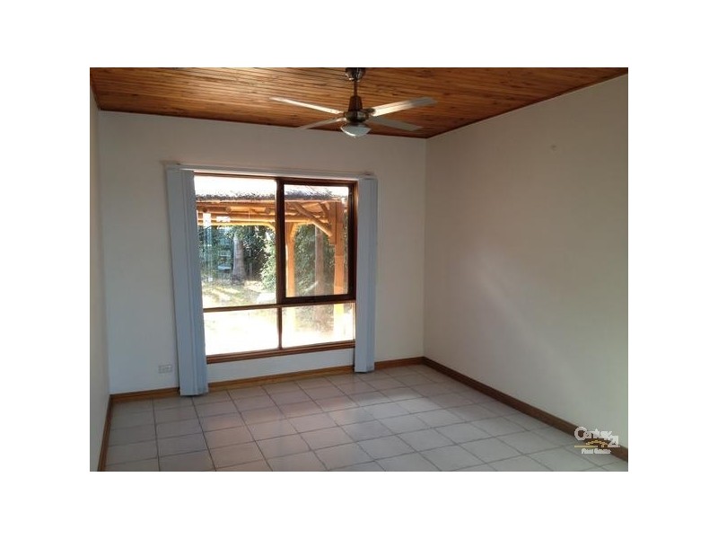 9 River Parade, Hallett Cove SA 5158