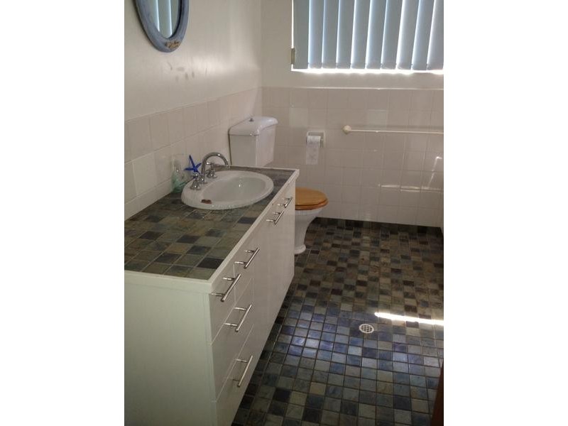 9 River Parade, Hallett Cove SA 5158