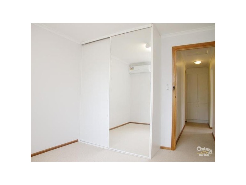 17 Abberton St, Flagstaff Hill SA 5159