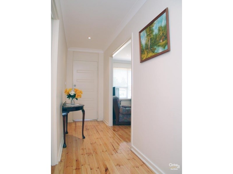 43 Penneys Hill Rd, Hackham SA 5163