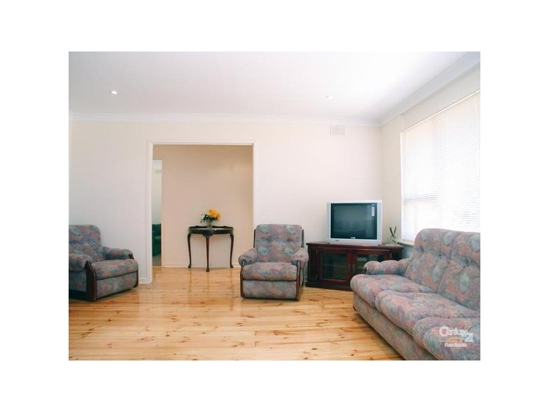 43 Penneys Hill Rd, Hackham SA 5163