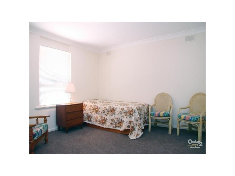 43 Penneys Hill Rd, Hackham SA 5163