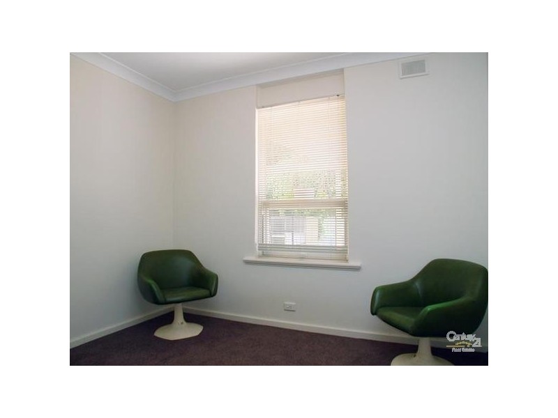 43 Penneys Hill Rd, Hackham SA 5163