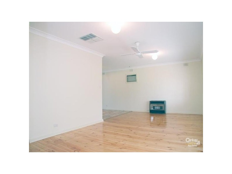 24 Paterson Drive, Hackham SA 5163