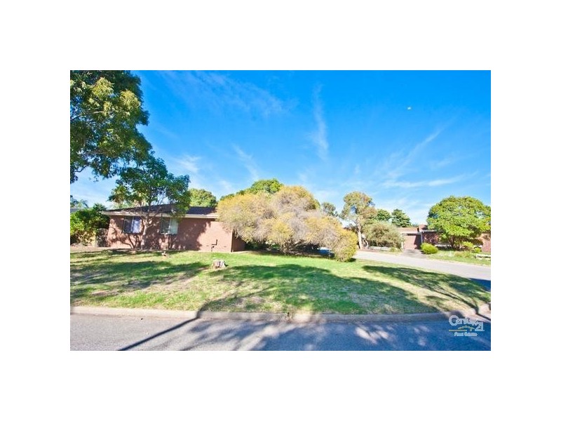 1 Lutana Court, Morphett Vale SA 5162