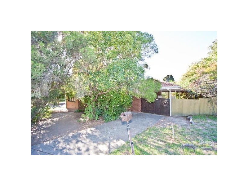 1 Lutana Court, Morphett Vale SA 5162