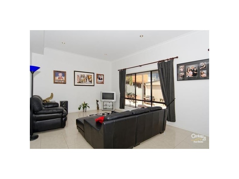 8 Boonga Street, Hallett Cove SA 5158