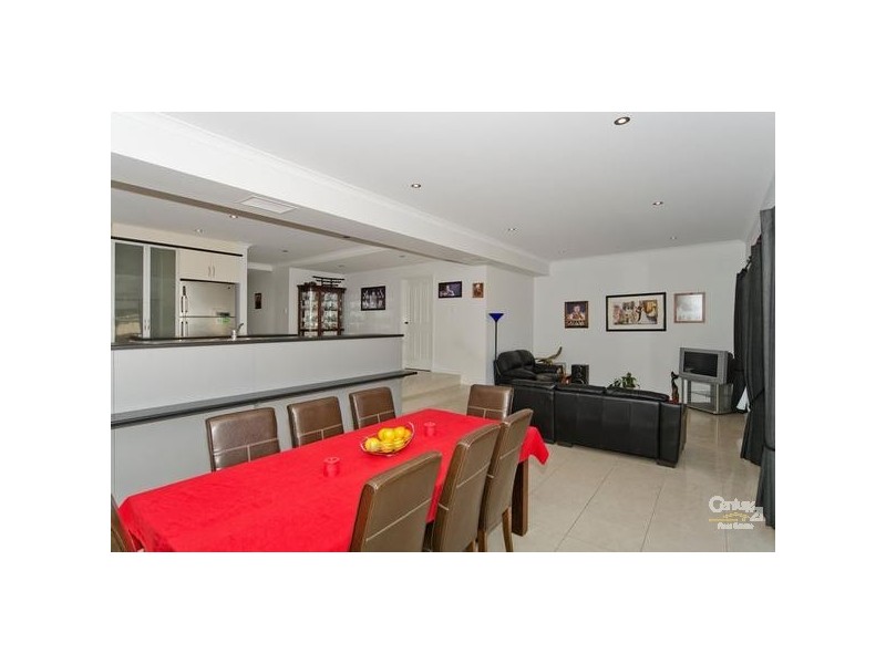 8 Boonga Street, Hallett Cove SA 5158