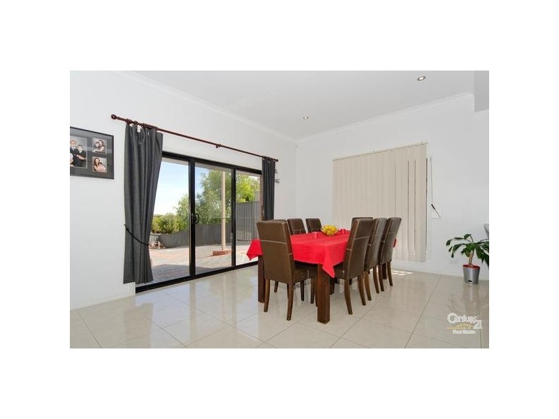 8 Boonga Street, Hallett Cove SA 5158