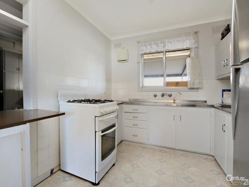 47 Dominic Crescent, Morphett Vale SA 5162