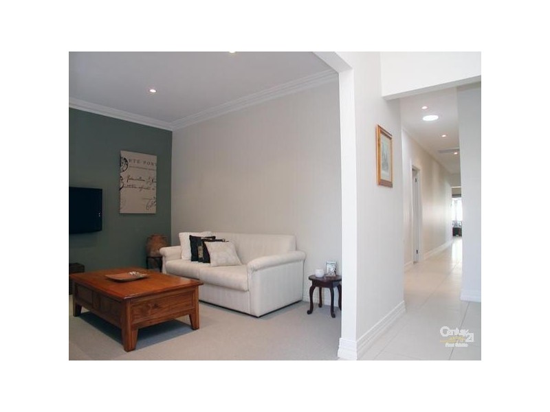 7-8 Cinnamon Way, Aberfoyle Park SA 5159