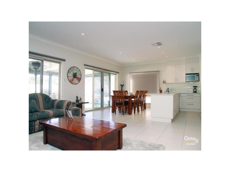 7-8 Cinnamon Way, Aberfoyle Park SA 5159