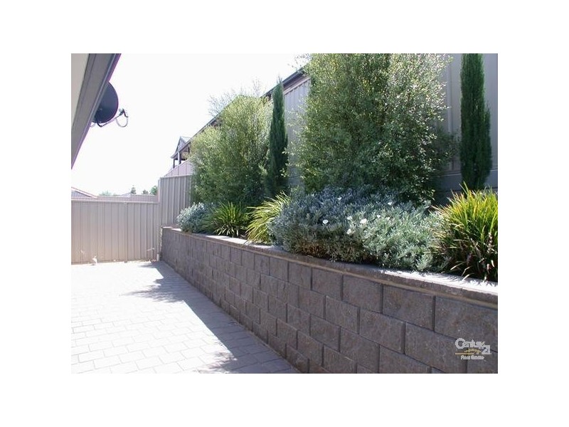 13 Yeltana Avenue, Huntfield Heights SA 5163