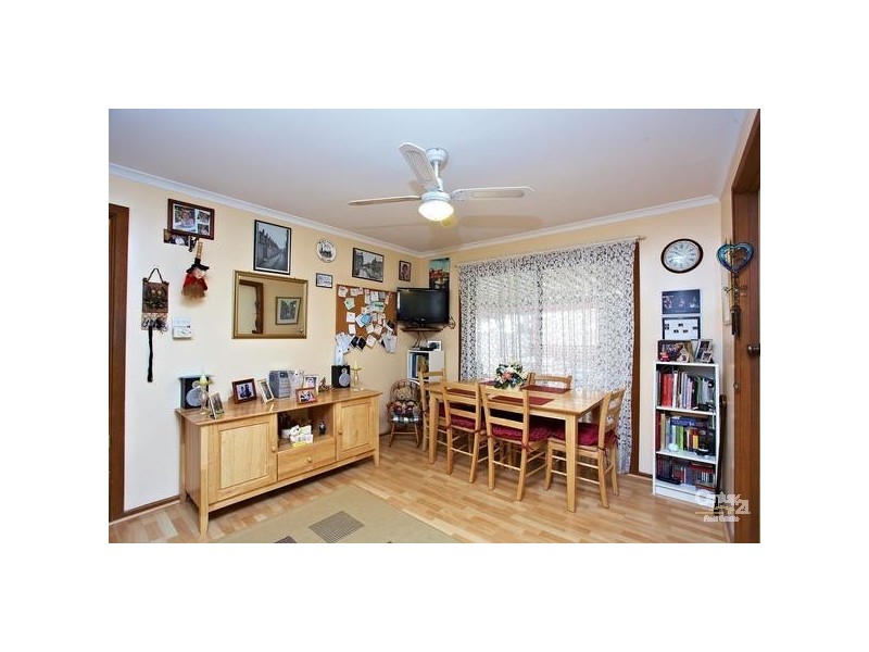 25 Capeview Crescent, Hackham SA 5163