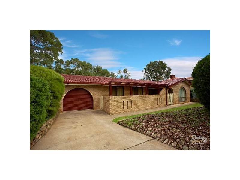 25 Capeview Crescent, Hackham SA 5163