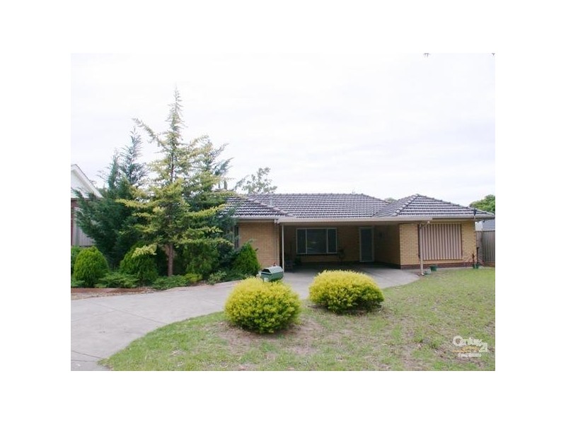 34 Carbenet Drive, Hackham SA 5163