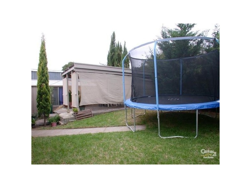 34 Carbenet Drive, Hackham SA 5163