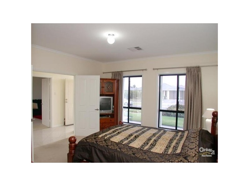 25 Casuarina Avenue, Aldinga Beach SA 5173