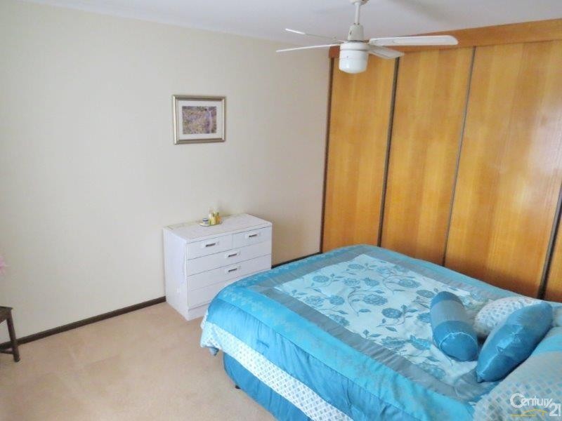 8 Tongan Way, Happy Valley SA 5159