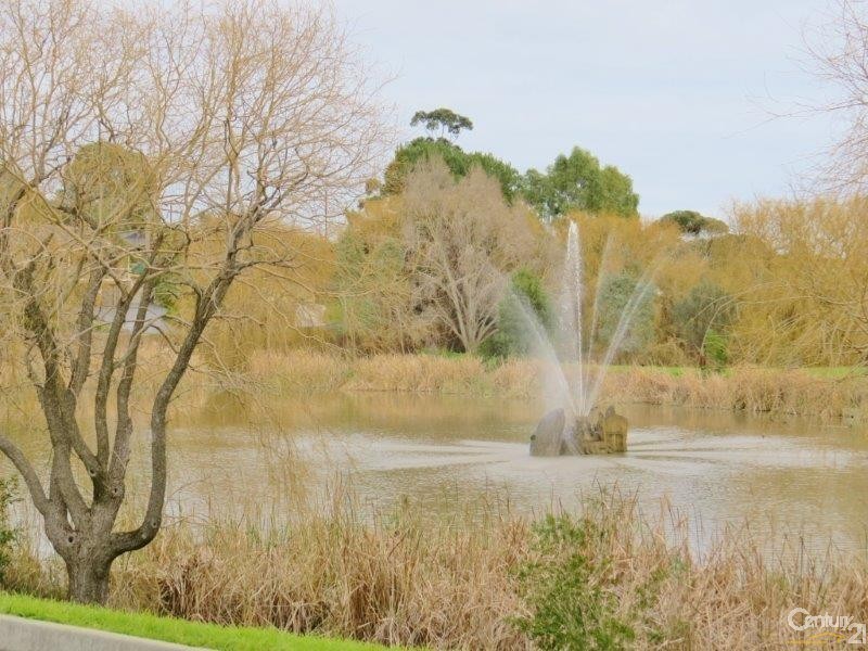 8 Tongan Way, Happy Valley SA 5159