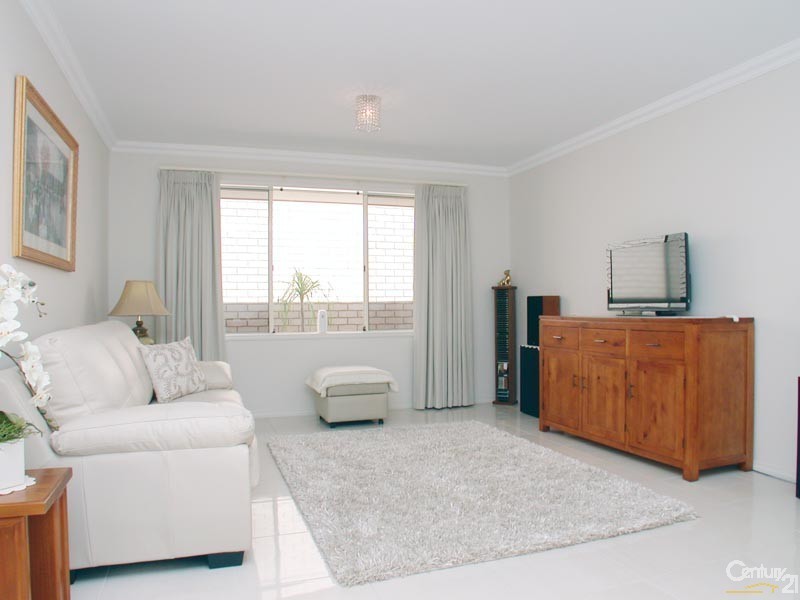 2 Angle Road, Seaford Meadows SA 5169