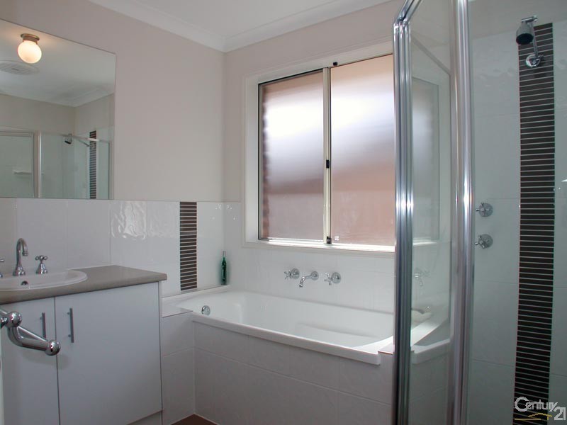 2 Angle Road, Seaford Meadows SA 5169