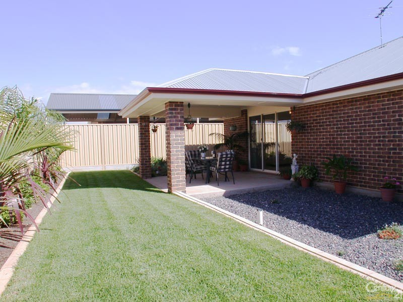 2 Angle Road, Seaford Meadows SA 5169
