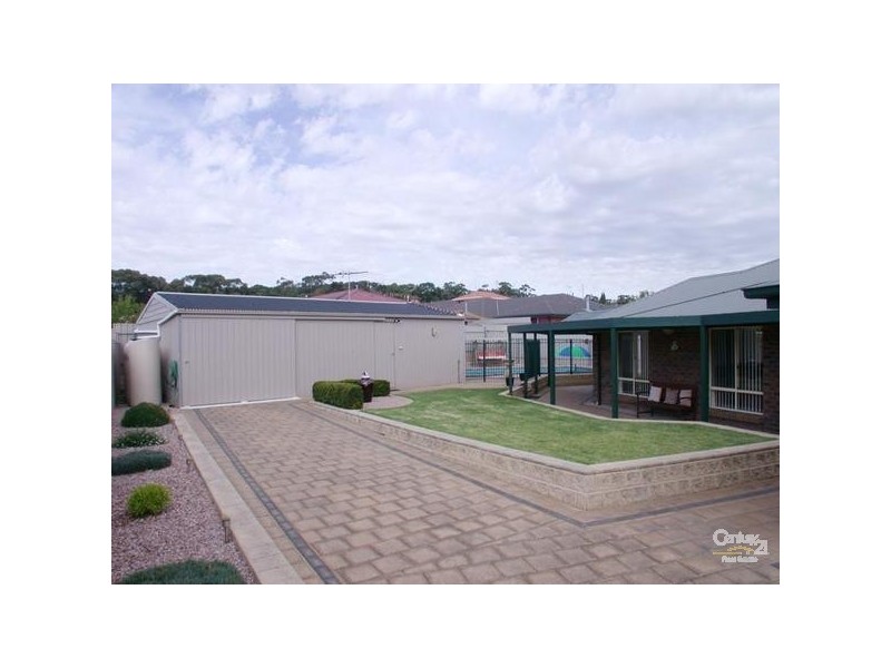 17 Talladira Way, Woodcroft SA 5162