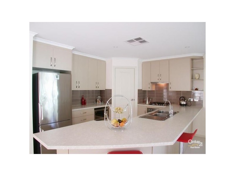 21 Lancaster Circuit, Old Noarlunga SA 5168