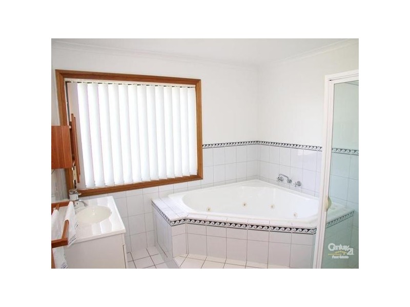 8 Ratcliffe Road, Aldinga Beach SA 5173