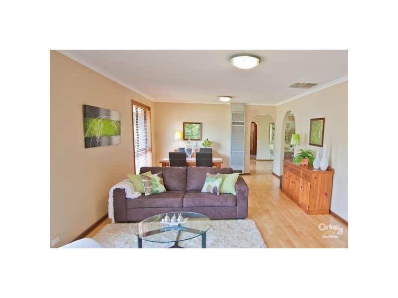 6 Mustang Court, Woodcroft SA 5162