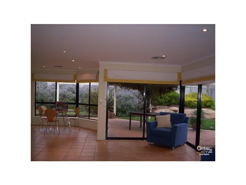 2 Worthing Drive, Sheidow Park SA 5158