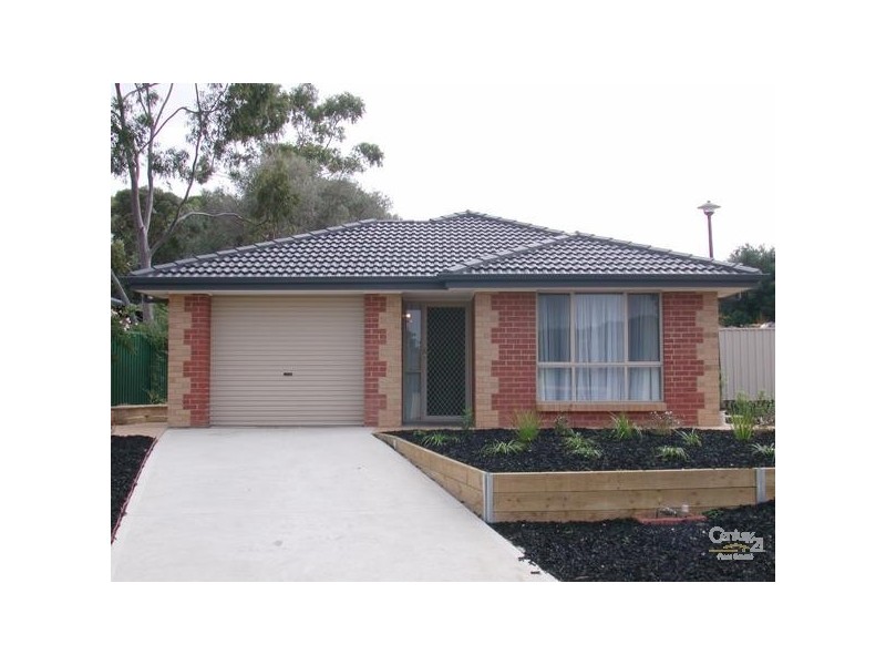 2 Nigel Lane, Hackham SA 5163