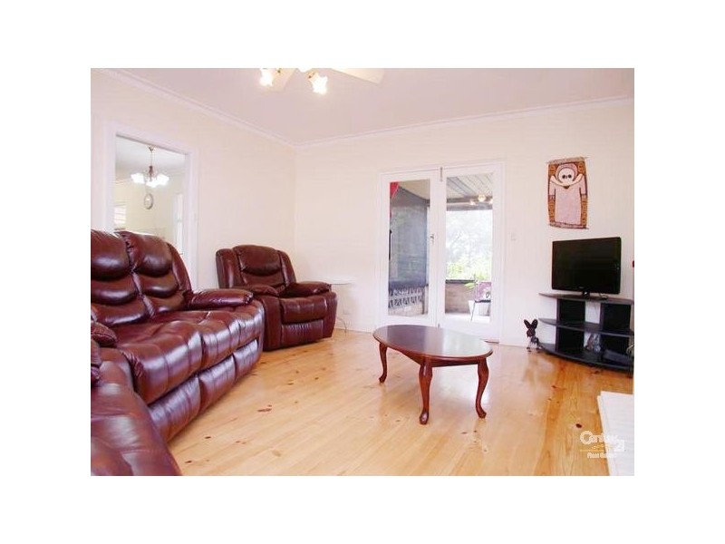 18 Ian Street, Morphett Vale SA 5162