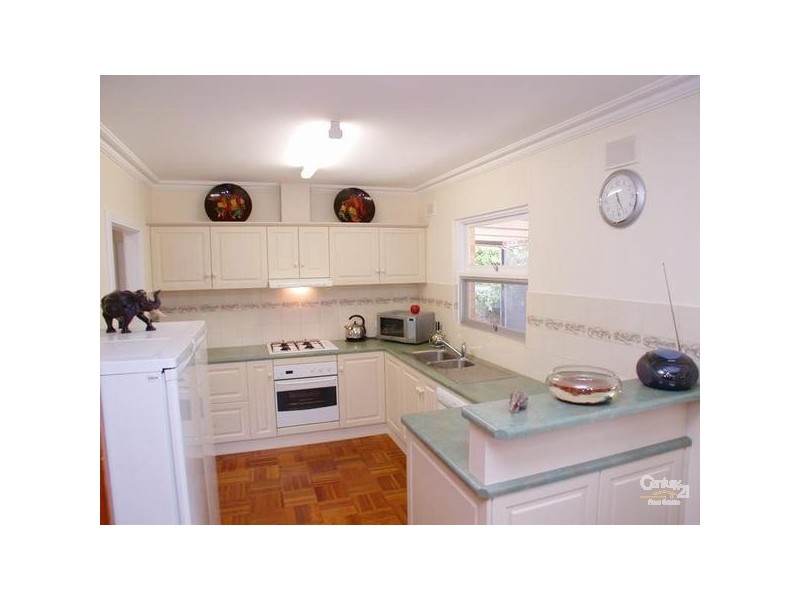 18 Ian Street, Morphett Vale SA 5162