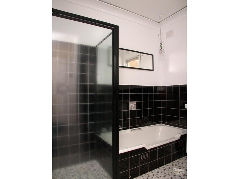 18 Ian Street, Morphett Vale SA 5162