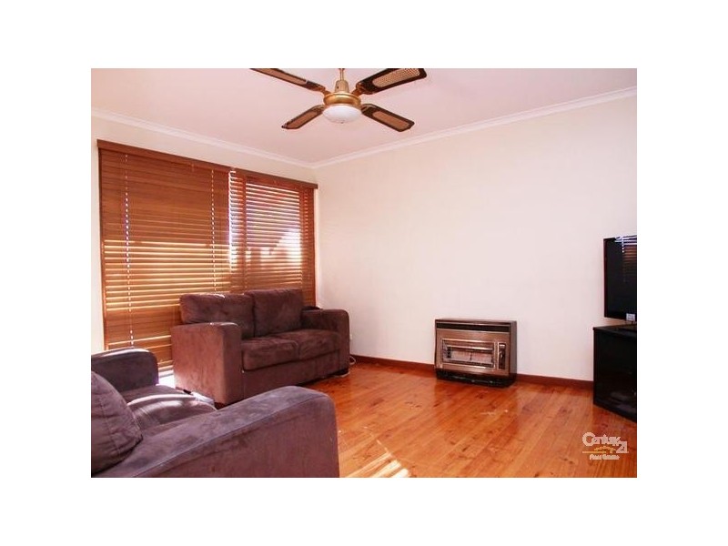 6 Lindsay Drive, Morphett Vale SA 5162