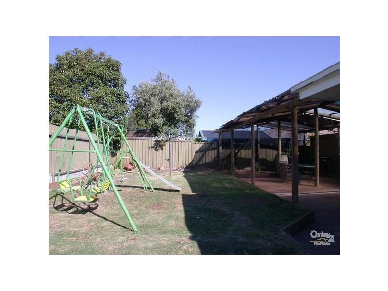 62 Lemon Road, Trott Park SA 5158