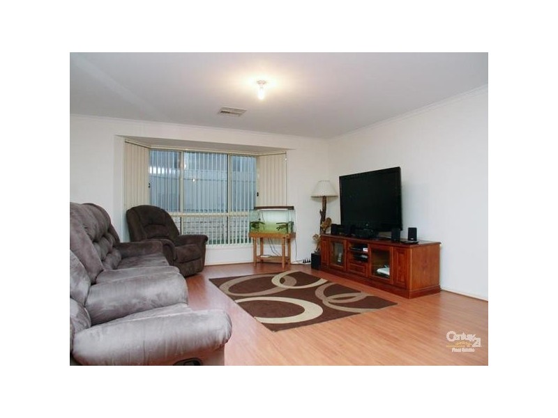 18 Edithburgh Avenue, Seaford Rise SA 5169