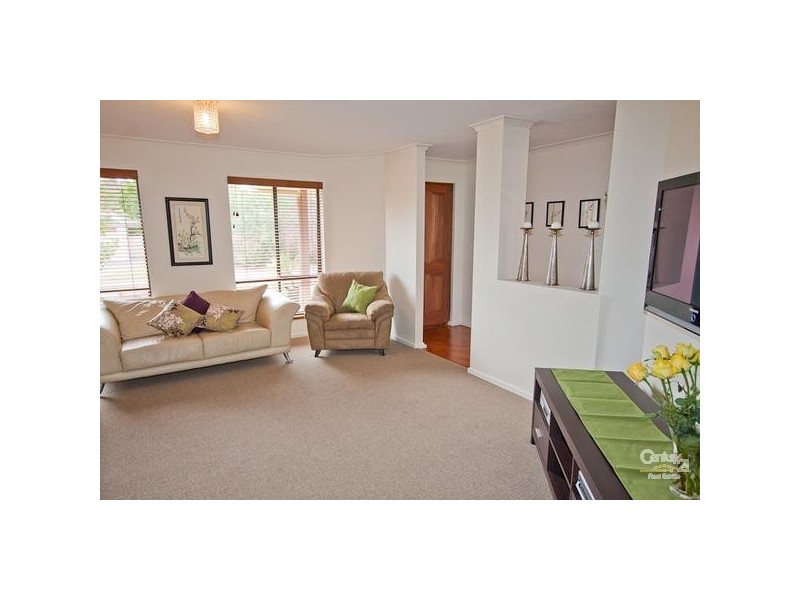 2 Semmens Road, Mclaren Vale SA 5171