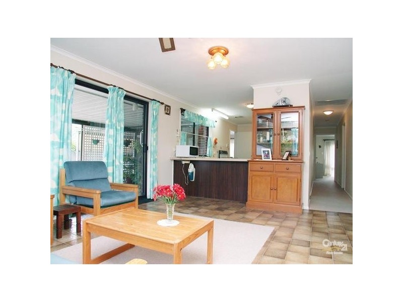 10 Dridan Crescent, Trott Park SA 5158