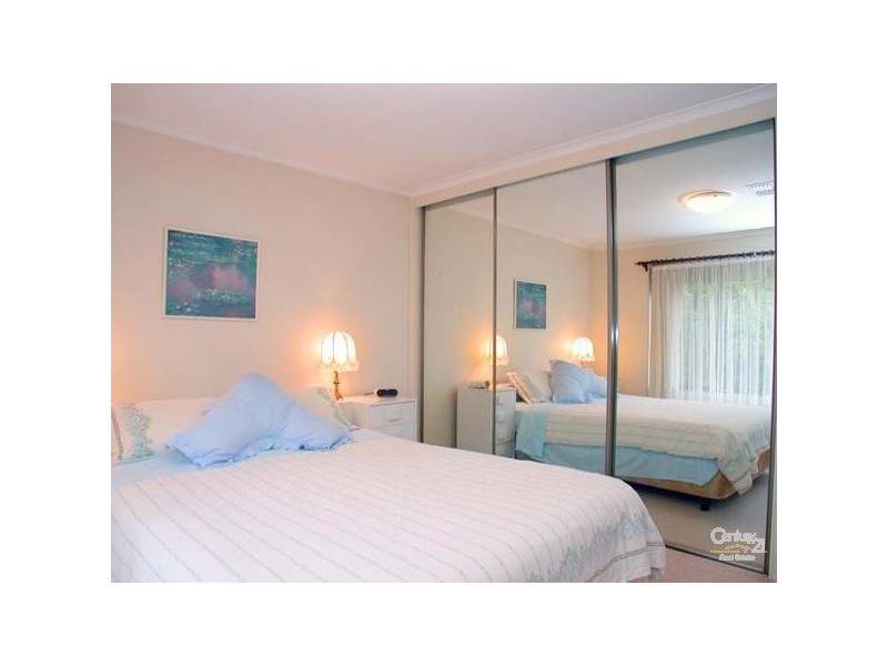 10 Dridan Crescent, Trott Park SA 5158