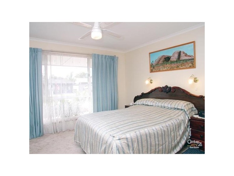 2 Dylan Court, Woodcroft SA 5162