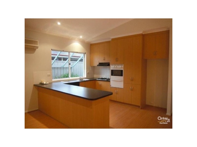 71 Warburton Drive, Woodcroft SA 5162