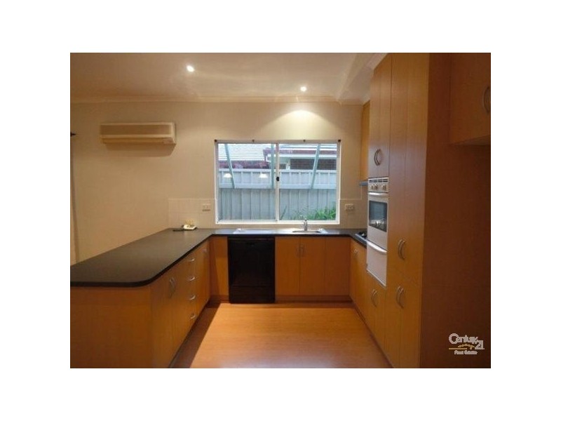 71 Warburton Drive, Woodcroft SA 5162