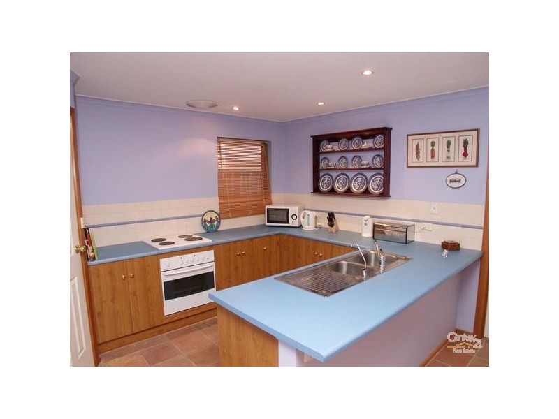 42 Dorrien Avenue, Woodcroft SA 5162